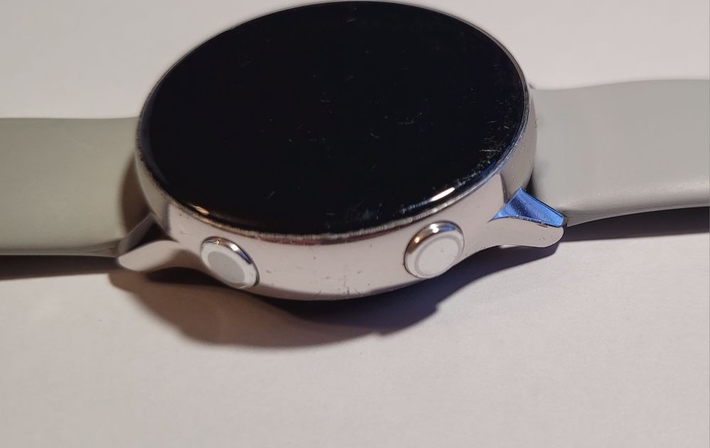 Smartwatch Samsung Galaxy Watch Active R500  uszkodzony