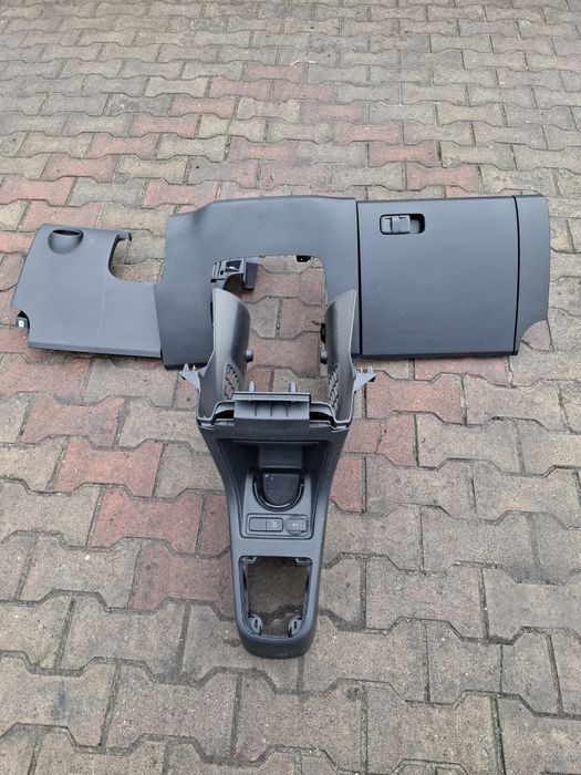 Schowek kieszeń  pod konsole volkswagen up śkoda Citigo  mii komplet