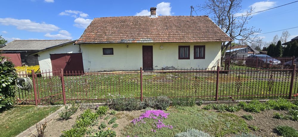 Sprzedam dom z działką w miejscowości Leszno