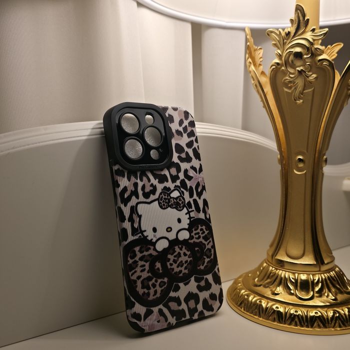 Чохли на айфон (на фото зображено iphone 15 Pro max