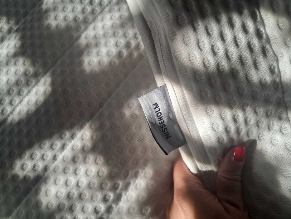 Sobre Colchao ikea nisselhom