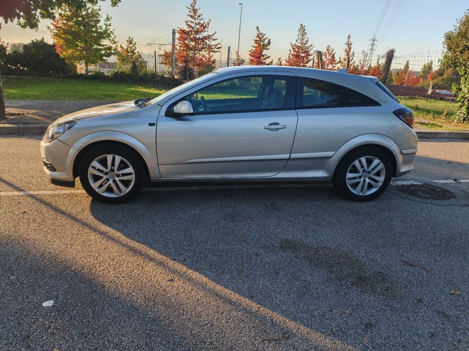 Opel Astra GTC 1.3 CDTI - IUC Antigo