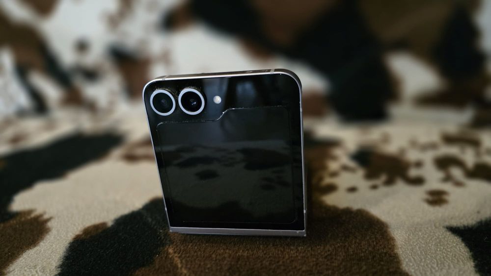 Samsung Galaxy Z Flip 6