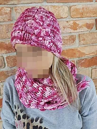 Zimowy rózowy komplet gruby splot