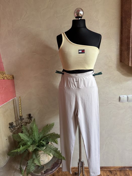 Брендовий TOMMY JEANS. Стан ідеал