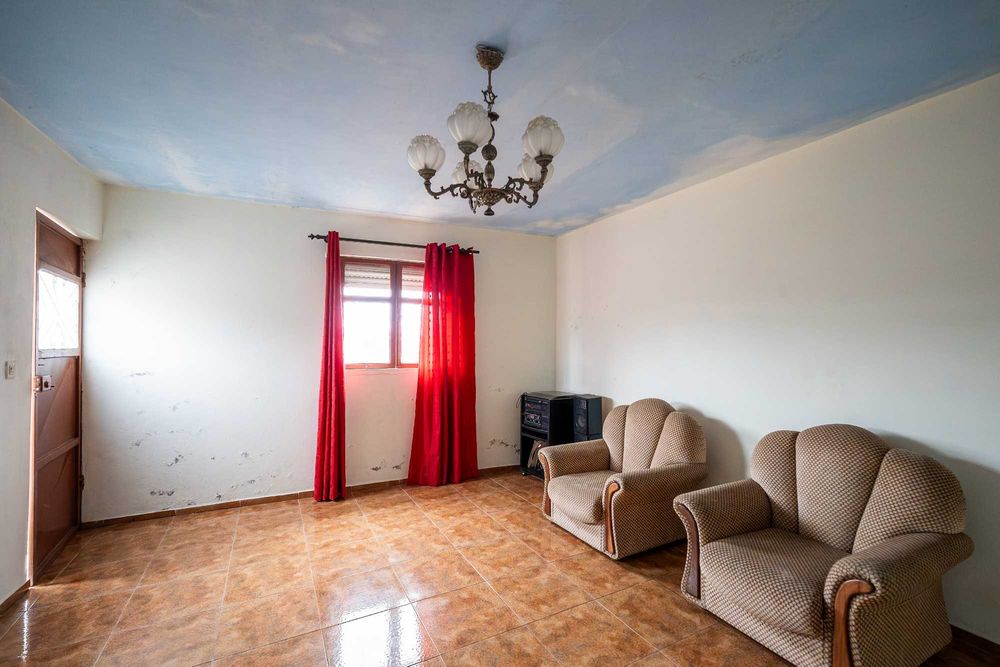 2 Casas de Aldeia c/ Logradouro | Potencial Turismo Rural ou Habitação