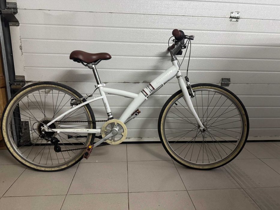 Vendo Bicicleta BTwin Decathlon Poply 300 5 Velocidades, 8-12 anos