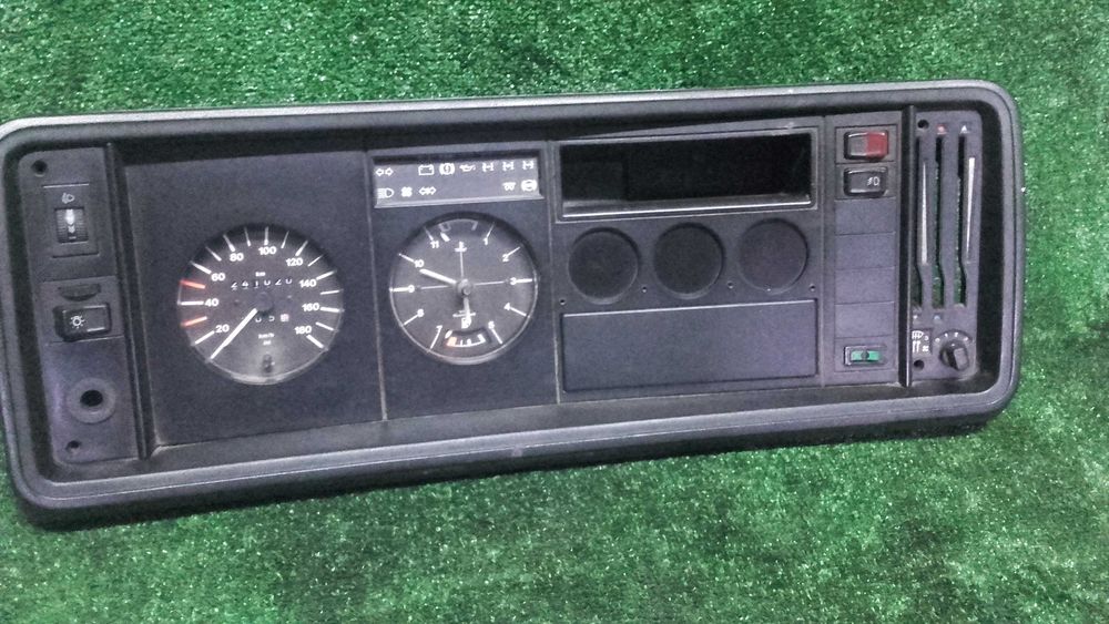 Deska rozdzielcza zegary Volkswagen Lt 75 -96r nie popękana