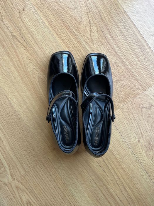 Sapatos tipo Mary Jane