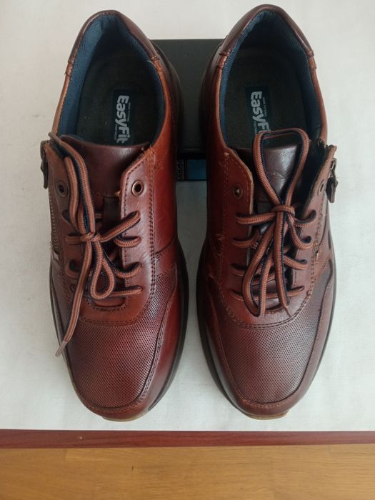 Нові шкіряні Easy Fit. Р. 43