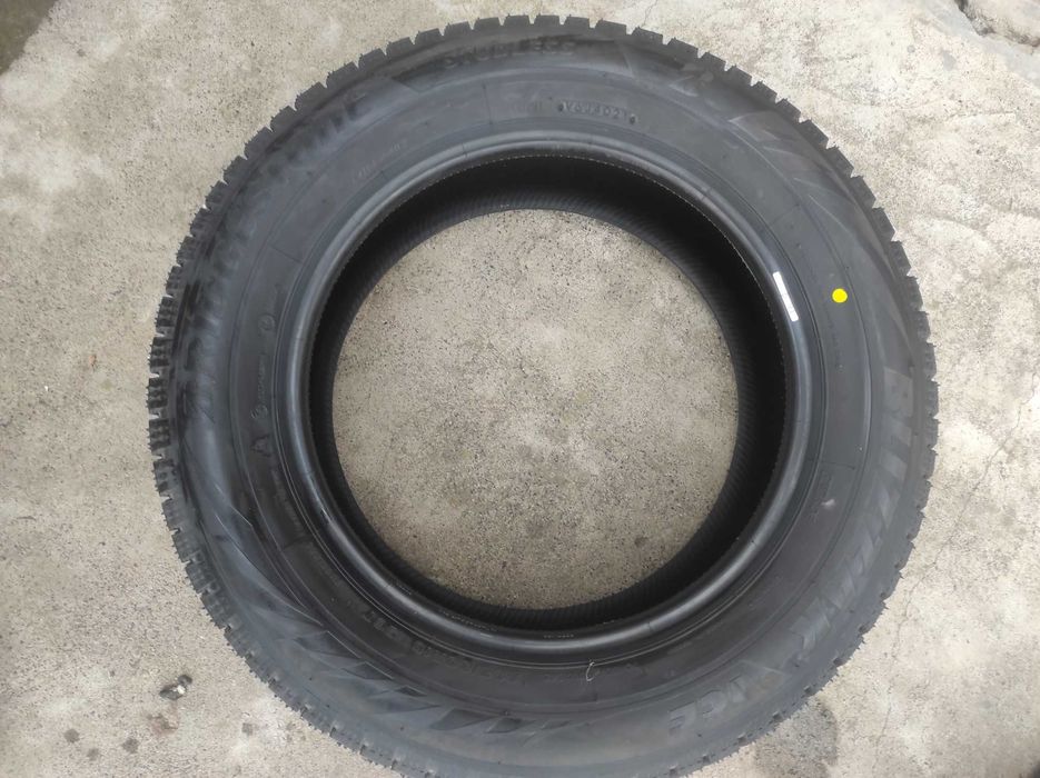 Bridgestone blizac ice 205/60 r16