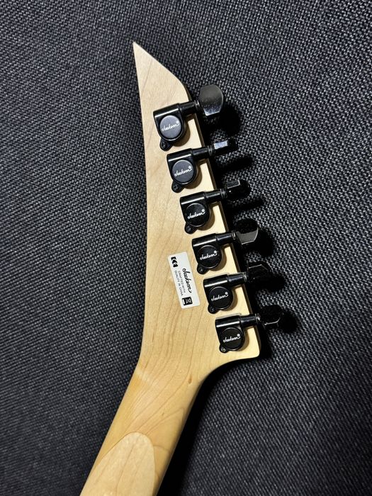 Gitara Jackson JS32 King V White