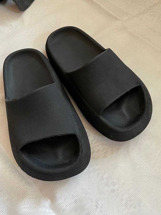 Тапочки размер 39-40. Продам.