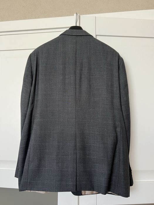 Чоловічий класичний костюм Arber