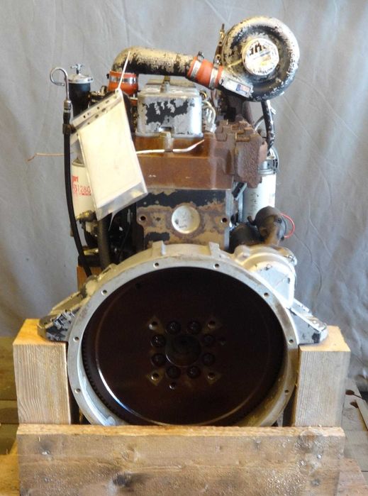 Silnik spalinowy - Case 6T-590