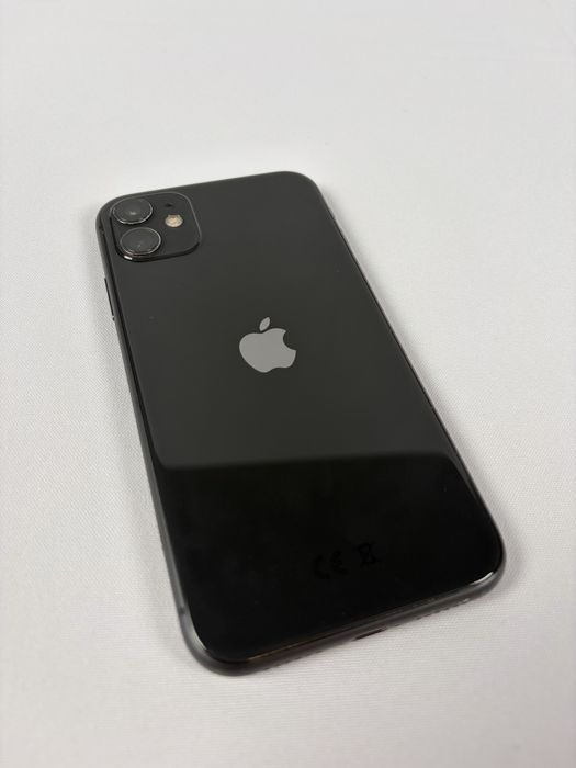 iPhone 11 em bom estado