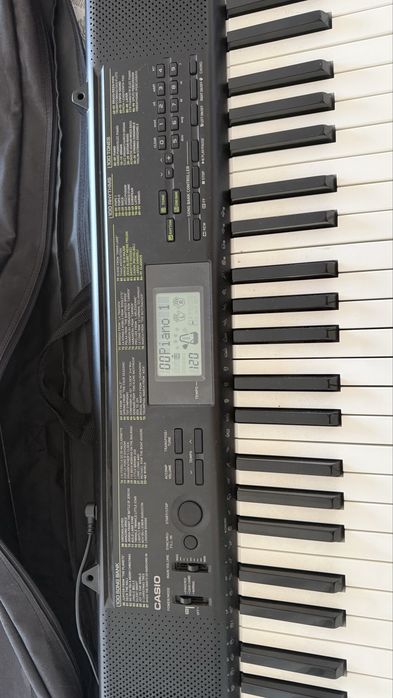 Teclado Casio CTK-1100 – 61 teclas + Bolsa de Transporte