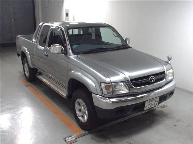 Разборка запчасти шром Toyota Hilux 01-05г 2.5d мкпп хайлюкс запчасти