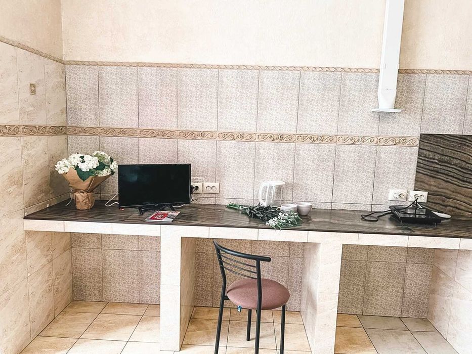 1к Подобово Погодинно Печерськ метро Коновальця квартира посуточно