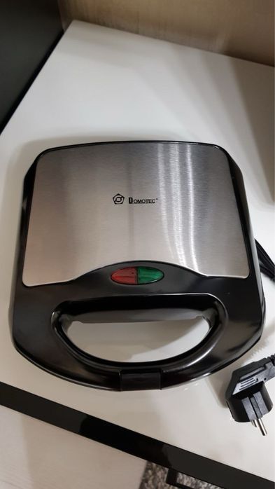 Бельгийская вафельница Domotec MS 7705 (2400 W)