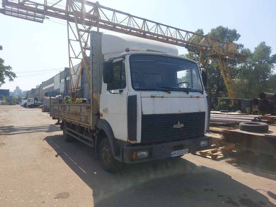 продається маз 437041