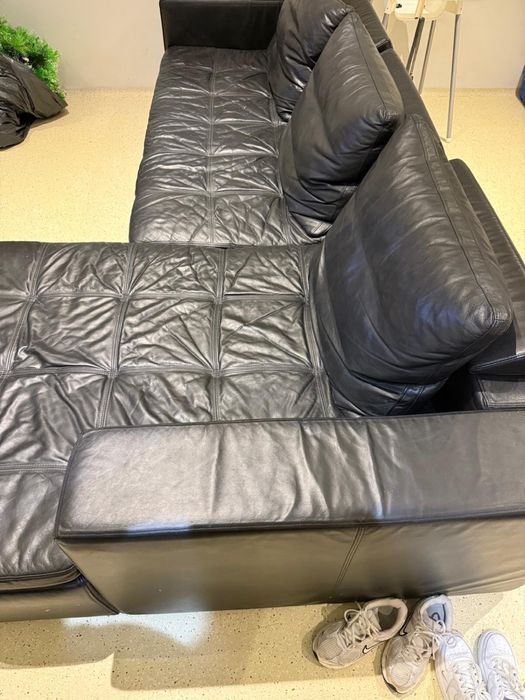 Sofa de sala em pele