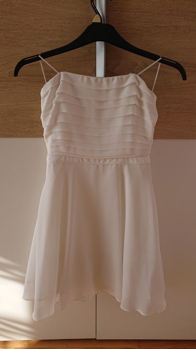 Sukienka GUESS rozmiar S,M