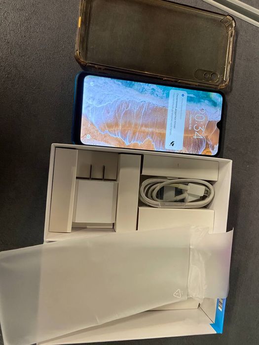 Продам телефон Xiaomi redmi 9A 4/64 в ідеальному стані.