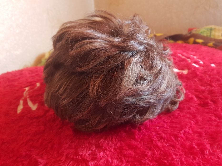 Peruka włosy krótkie oo