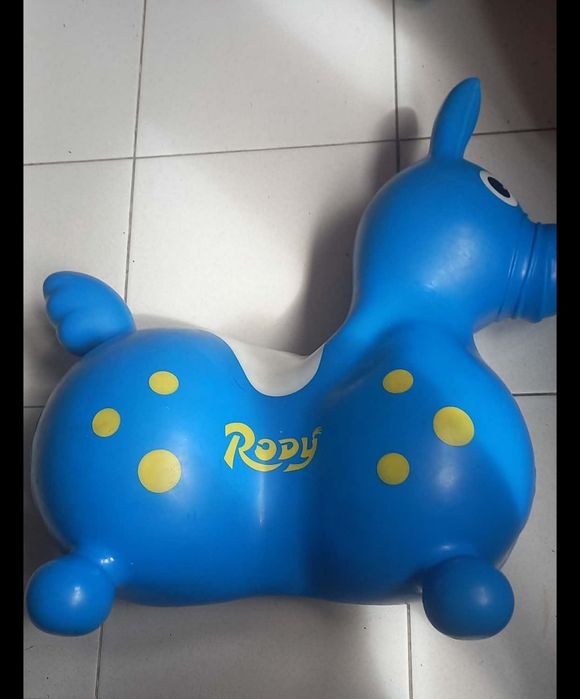 <3 anos, Brinquedo Saltitão Cavalo Azul RODY