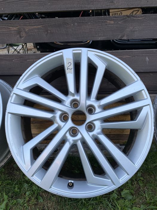 Диски audi q5 80a R20