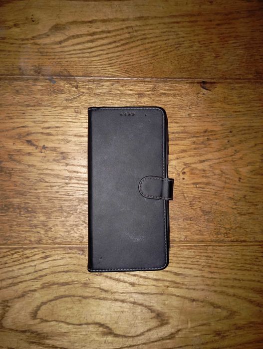 Etui do telefonu czarne stan idealny
