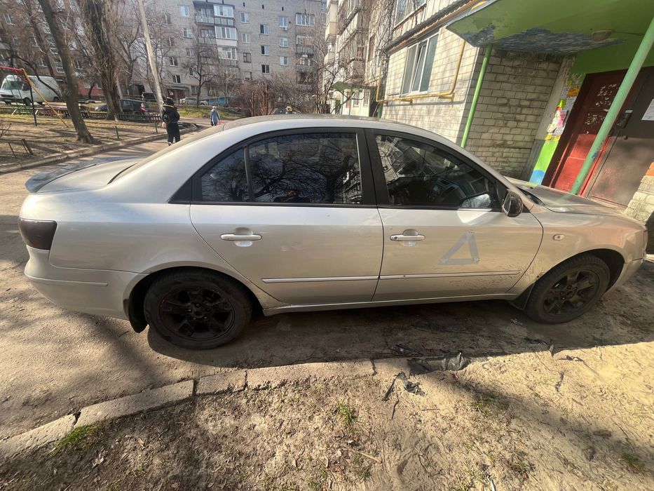 Хюндай Соната 2.0 бенз газ