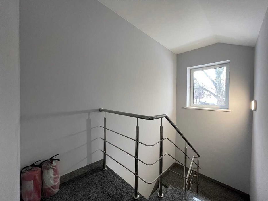 Без комісії ОРЕНДА офіс open space 66м. З  ПАРКОМІСЦЕМ Я.Мудрого