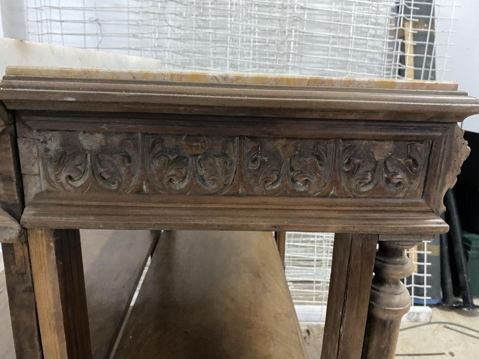 Móveis antigos com pedra marmore (+de 100 anos)