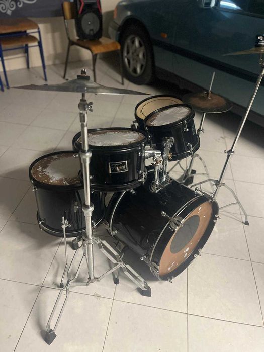 Bateria acústica