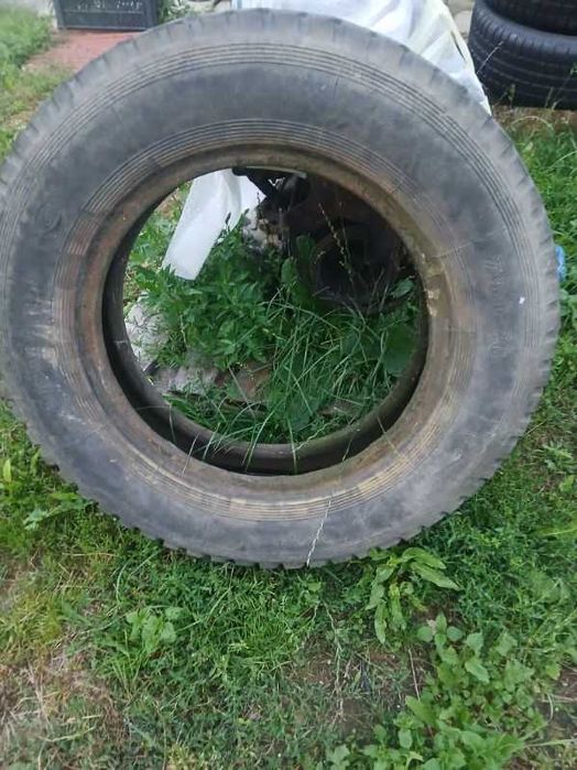 Opona do przyczepy rolniczej