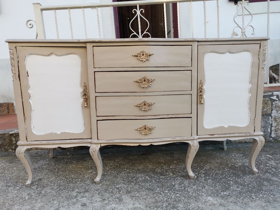 Móvel Queen Ann vintage