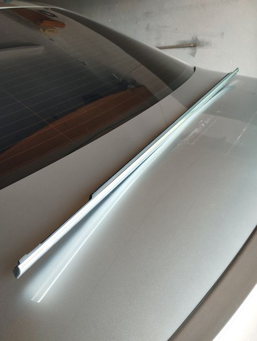 Молдинг  задней правой двери Passat б 7 usa