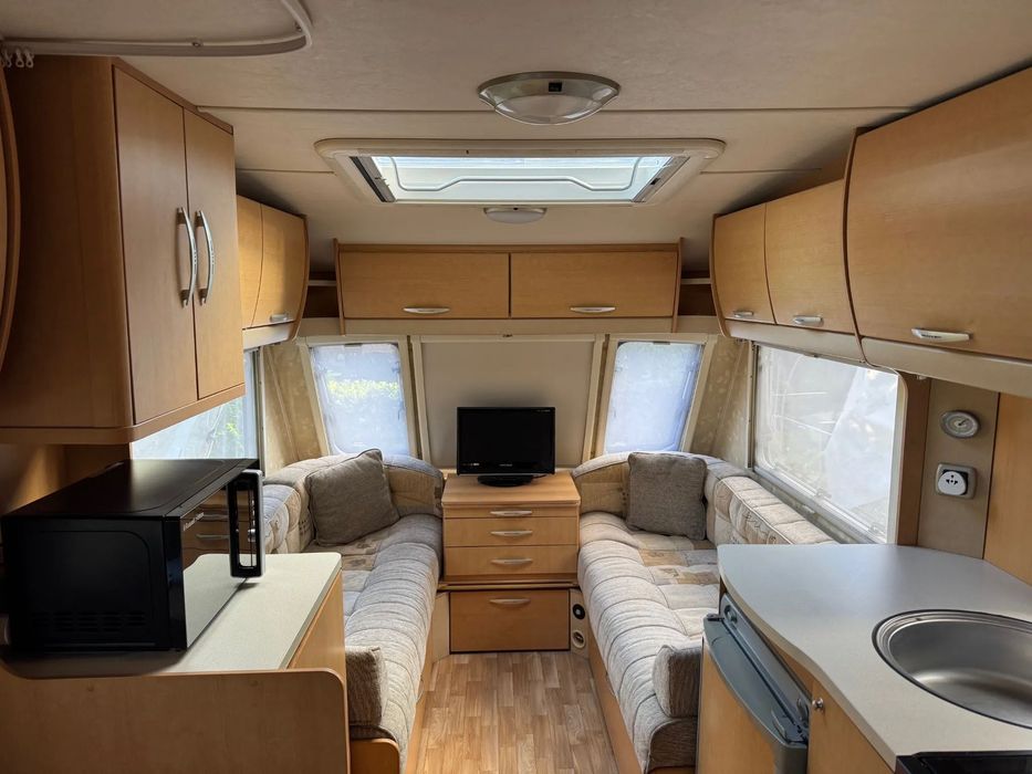 SWIFT Cardinal 330  Przyczepa kempingowa Cardinal 330 - idealna na wakacje lub działkę.