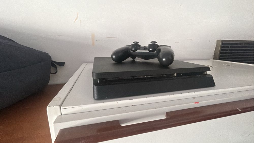Ps4 500gb em otimo estado
