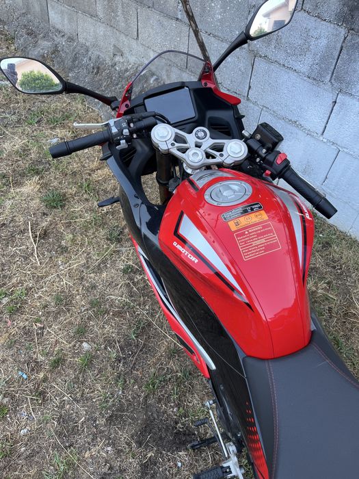 QJ motor SRK125R