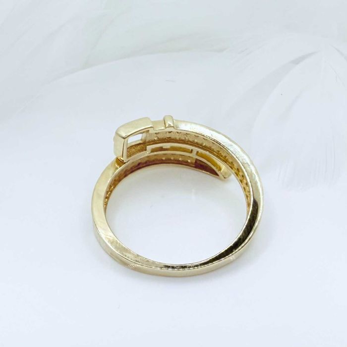 Nieużywany złoty pierścionek PR.585 14K PASEK
