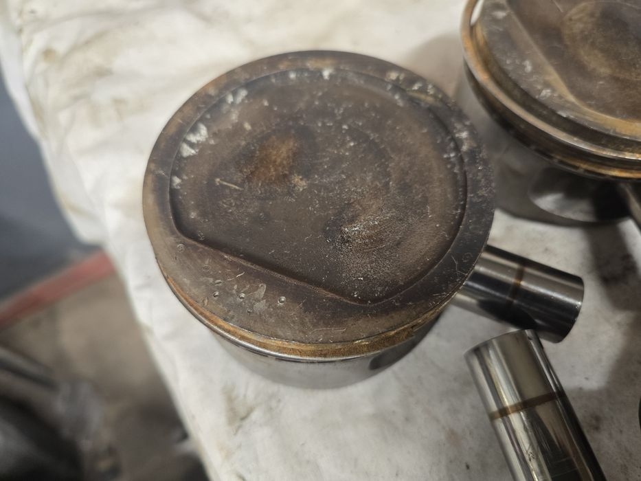 Tłoki C40SE Irmscher Evo 500 4.0 24V