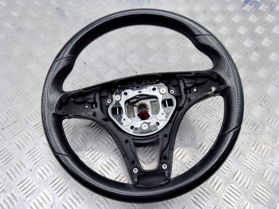 Руль кожа A00046018039E38 для Mercedes Benz W205 C-Klasse 2014-2021