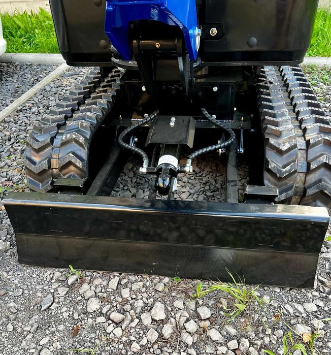 Nowa minikoparka HT 18 Silnik KUBOTA RAMIE SKR 1.8T GRATIS WIERTNICA