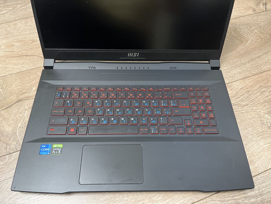 MSI Katana GF 76 I 5 11400H/17.3/GTX3050