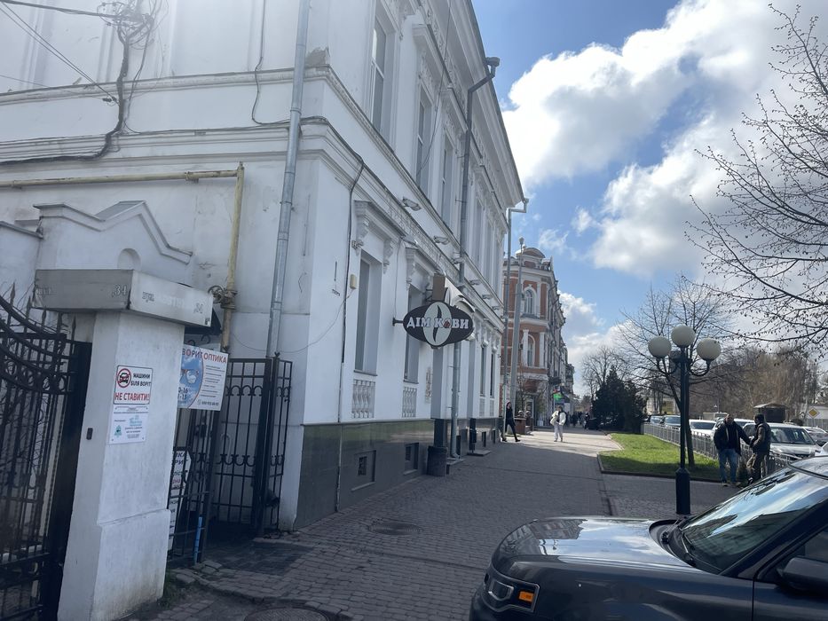 Оренда приміщення по вулиці Соборності 34 !!!без кмісії