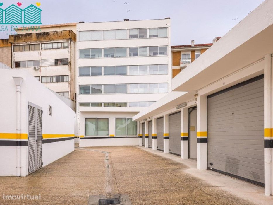 Apartamento T2 com Garagem Fechada em Aveiro