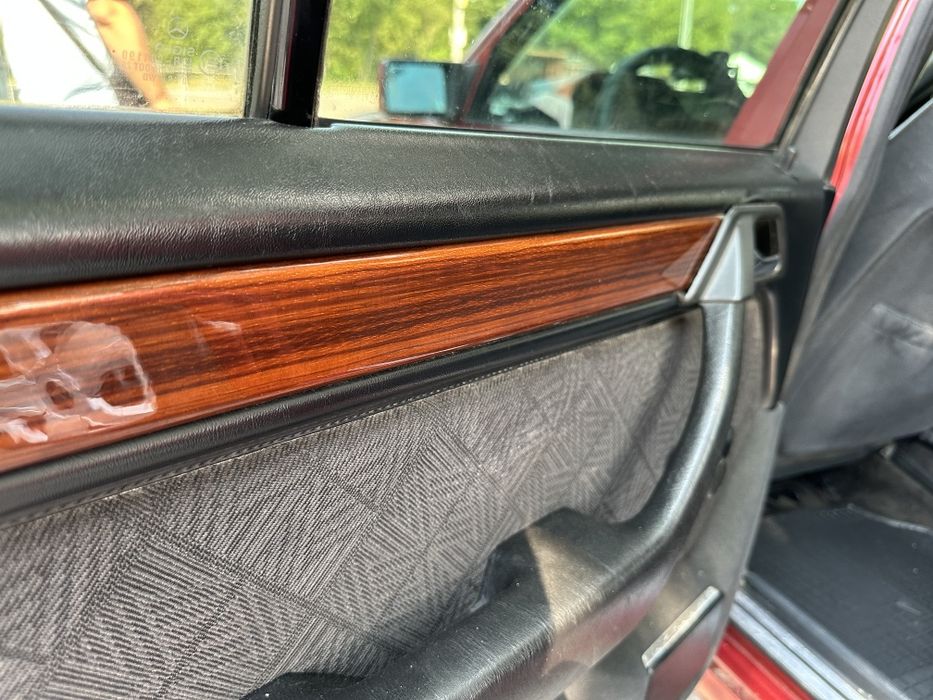 Mercedes-Benz w124